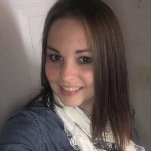 Meet your Posher, Joelle